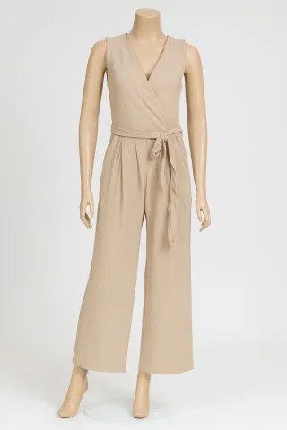 Salopetă damă creponată,  maiou si pantaloni lungi evazați, crem