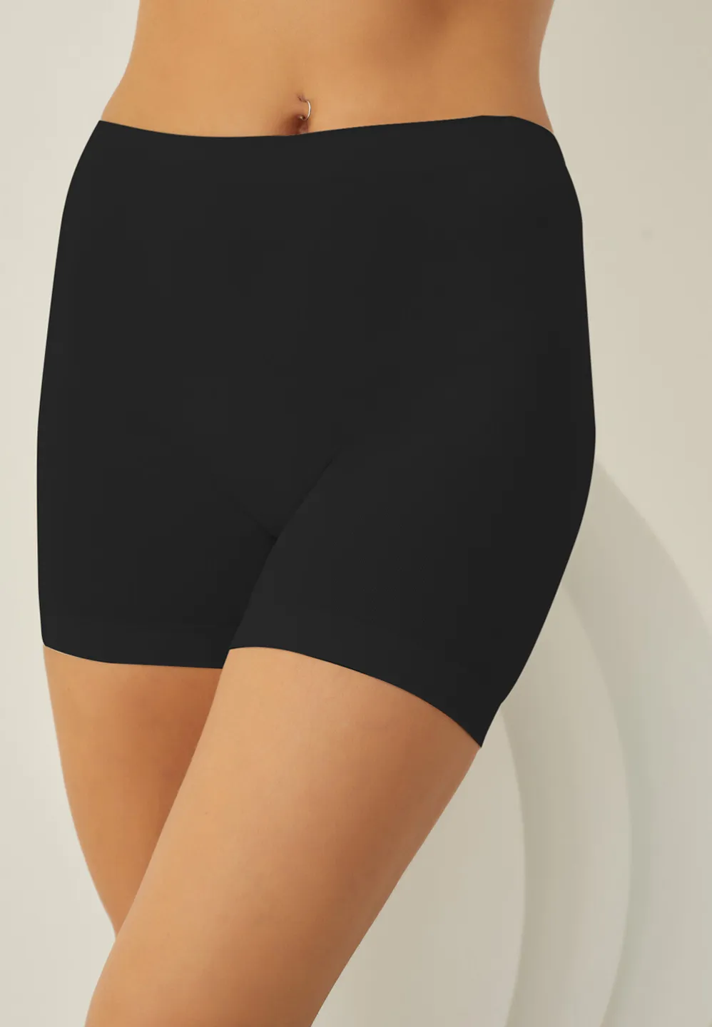 Seamless Long Shorts, Negru - 1