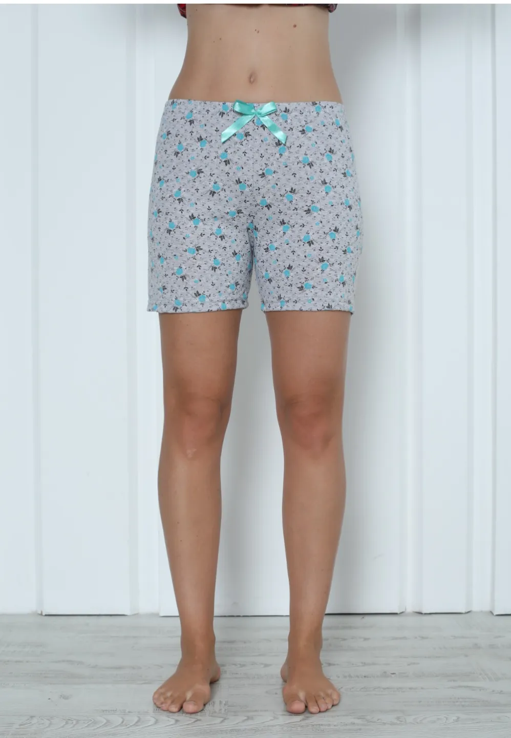 Short damă pijama din bumbac, gri, imprimeu flori albastre - 1