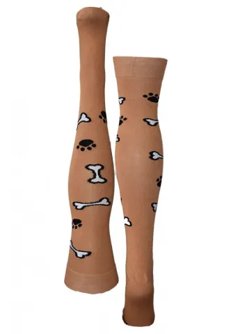 Șosete damă lungi, bumbac, imprimeu amprente cățeluș, maro