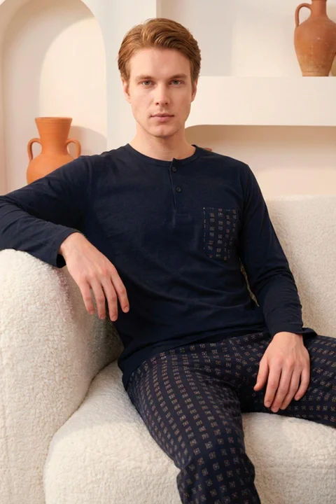 Pijama bărbați din bumbac 100% cu mâneci lungi – cu nasturi și buzunar, albastru închis