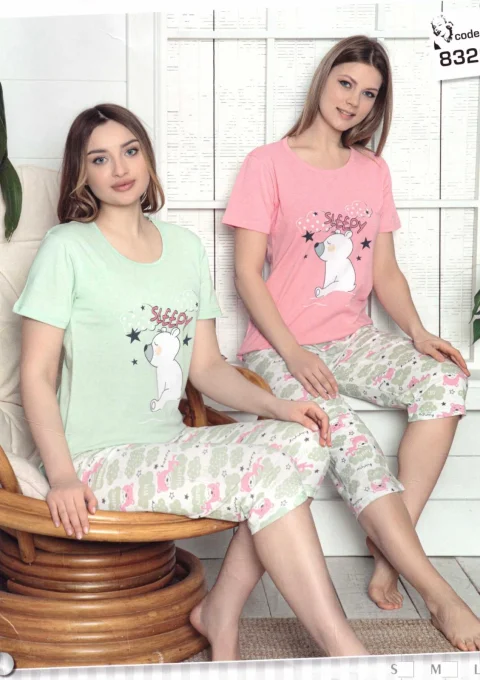 Pijama dama din bumbac, tricou roz cu imprimeu „Sleepy” și pantaloni 3/4 asortați