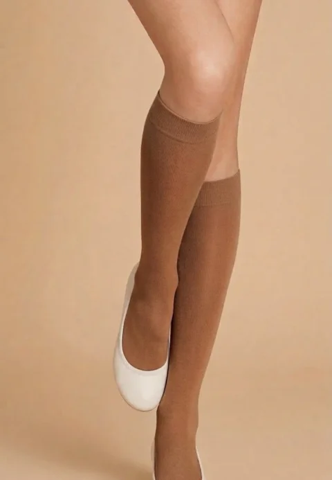 Șosete Damă Penti Natural Extra Cotton – Până la Genunchi – Nude