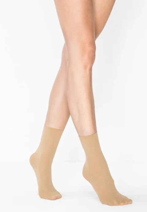Șosete Damă Penti Micro 40 Den Mat – Nude