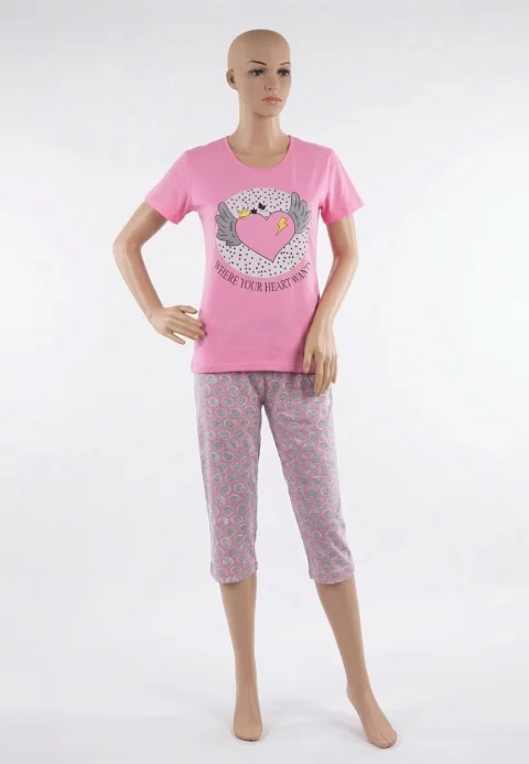 Pijama dama din bumbac, tricou roz cu imprimeu cu inima și pantaloni 3/4 asortați