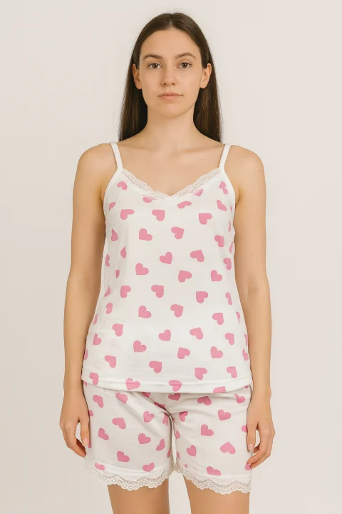 Pijama damă maiou și short – bretele subțiri, dantelă delicată, croială lejeră, imprimeu inimioare